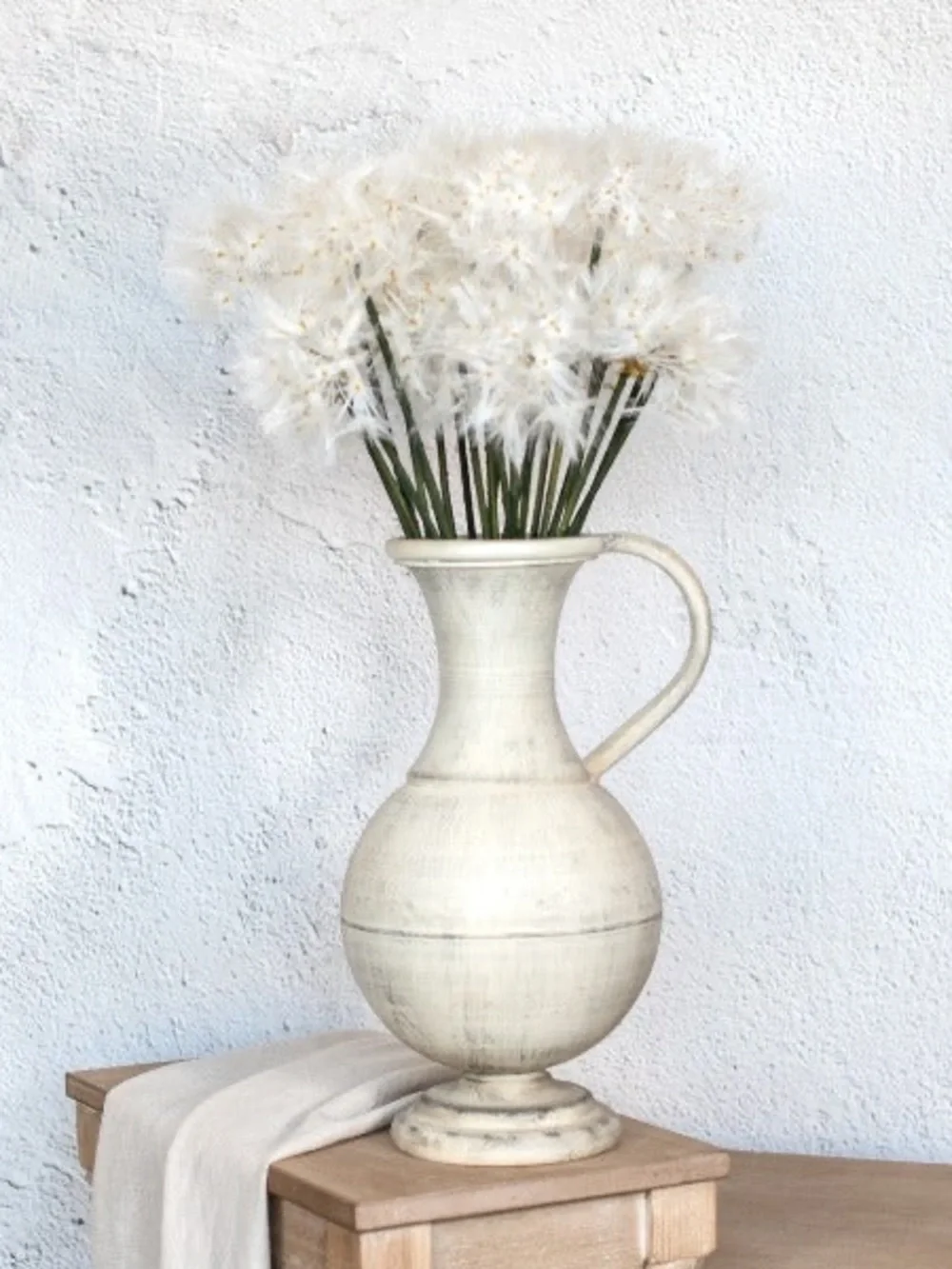 Nwt white faux dandelion spray, set of 3